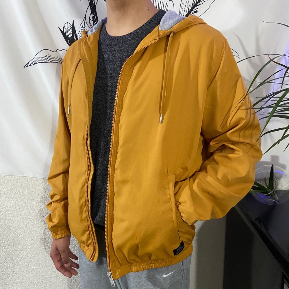 Brand new Pull&Bear mustard zip up jacket